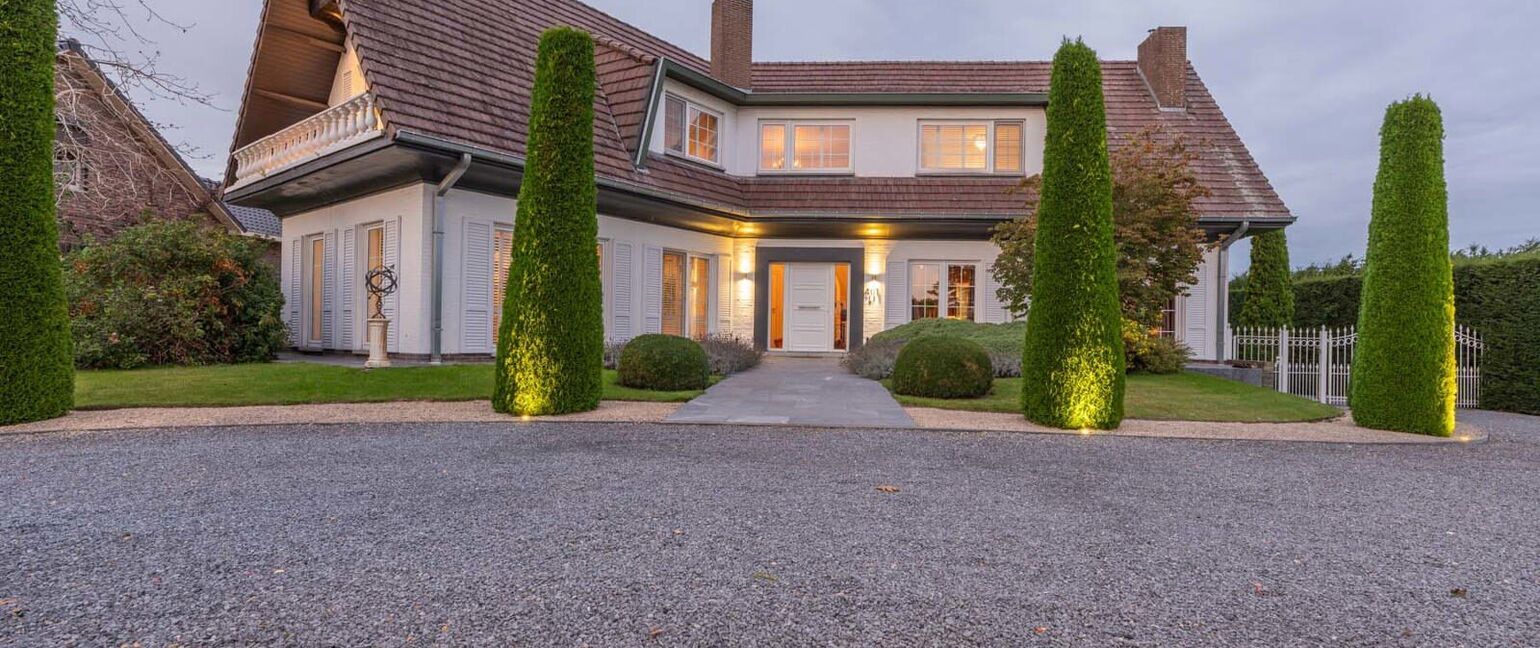 Villa te koop in Maaseik