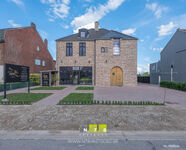 Gebouw voor gemengd gebruik te koop in Dilsen-Stokkem