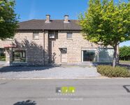 Gebouw voor gemengd gebruik te koop in Maaseik