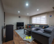 Gebouw voor gemengd gebruik te koop in Oudsbergen