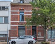 Individuele handelszaak te koop in Maaseik
