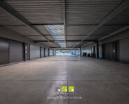 Industrieel gebouw te huur in Maaseik
