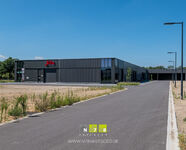 Industrieel gebouw te huur in Maaseik