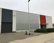 Industrieel gebouw te koop in Dilsen-Stokkem