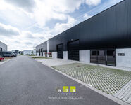 Industrieel gebouw te koop in Genk
