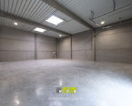 Industrieel gebouw te koop in Genk