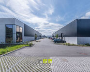 Industrieel gebouw te koop in Genk