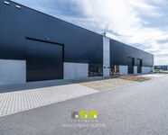Industrieel gebouw te koop in Genk