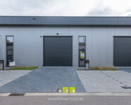 Industrieel gebouw te koop in Lanaken