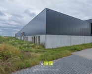 Industrieel gebouw te koop in Lanaken