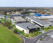 Industrieel gebouw te koop in Maaseik