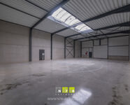 Industrieel gebouw te koop in Maaseik