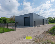 Industrieel gebouw te koop in Maasmechelen