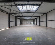Industrieel gebouw te koop in Maasmechelen