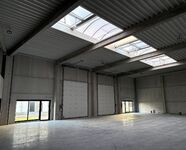 Kantoren & magazijn te koop in Sint-Truiden