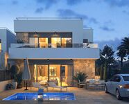 Villa te koop in Orihuela-Costa